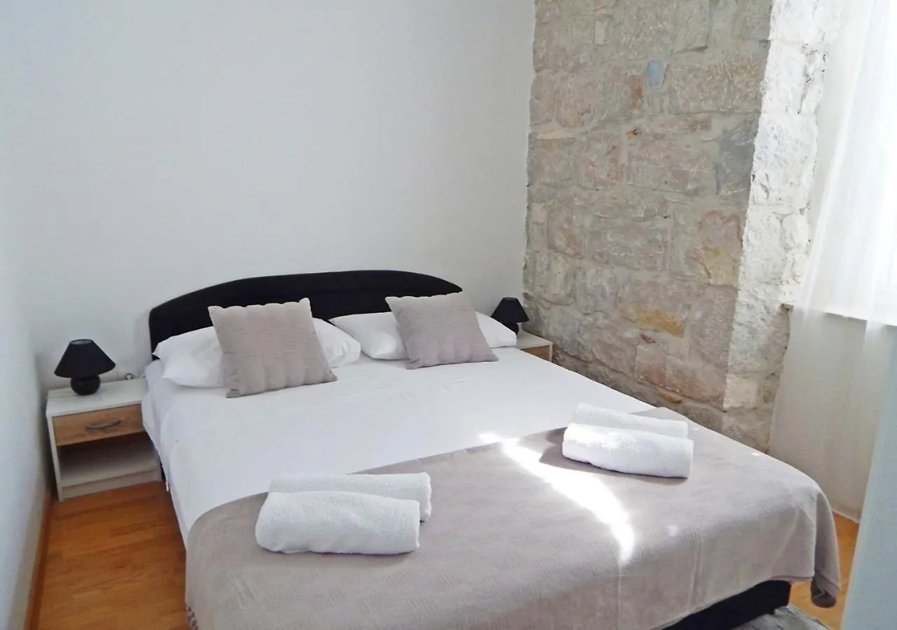 Apartments Moni Split Croatia